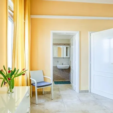 Glamour Apartment *